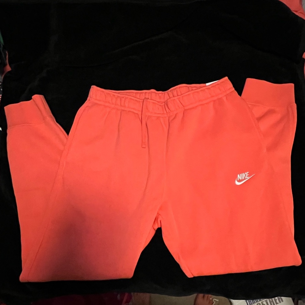 NWT Nike sweatpants